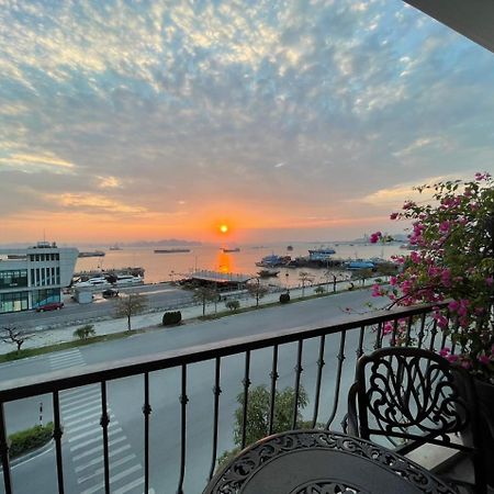 The Confetti Hotel Ha Long Exterior photo